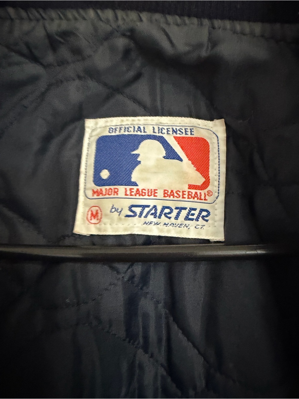 STARTER Navy Jacket with White and Red MLB Logo - Picture 2 of 2